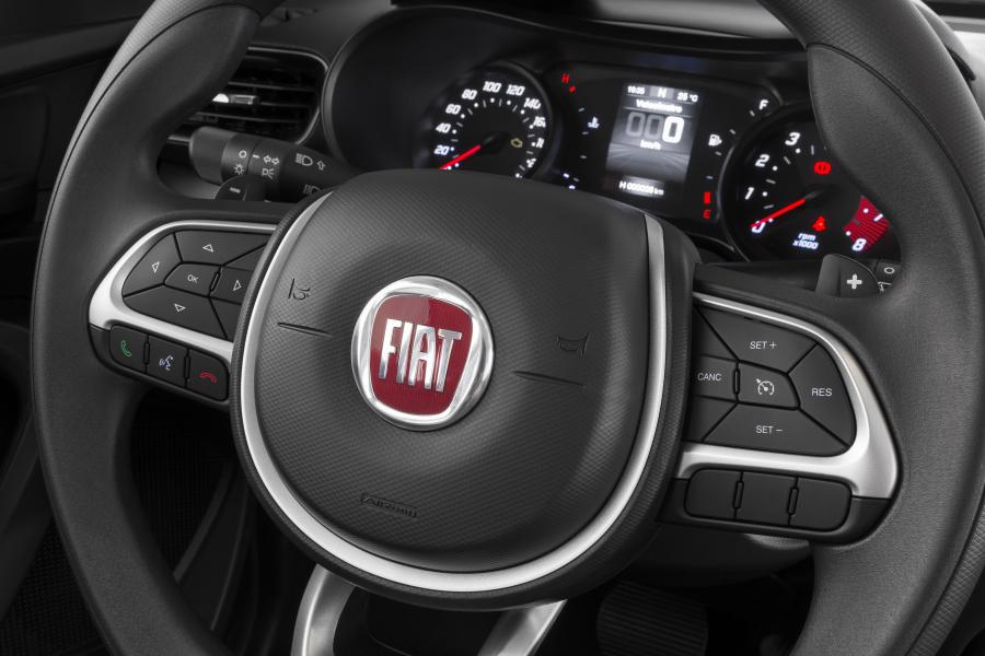Панель приборов Fiat Argo Drive 2017 года  (фото 39 из 40)